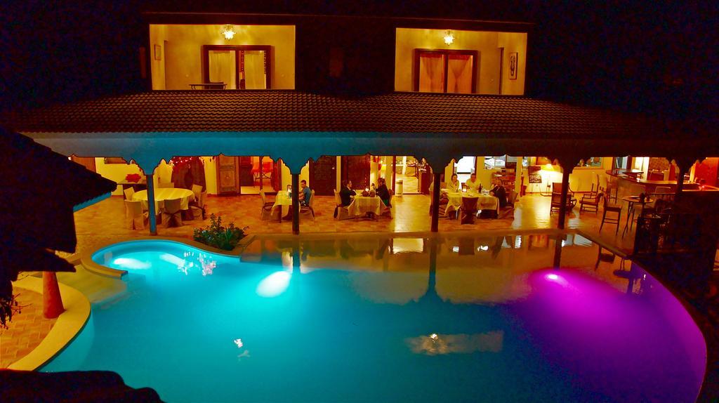 Hotel Le Clos Des Papillons Saly Portudal Exterior photo