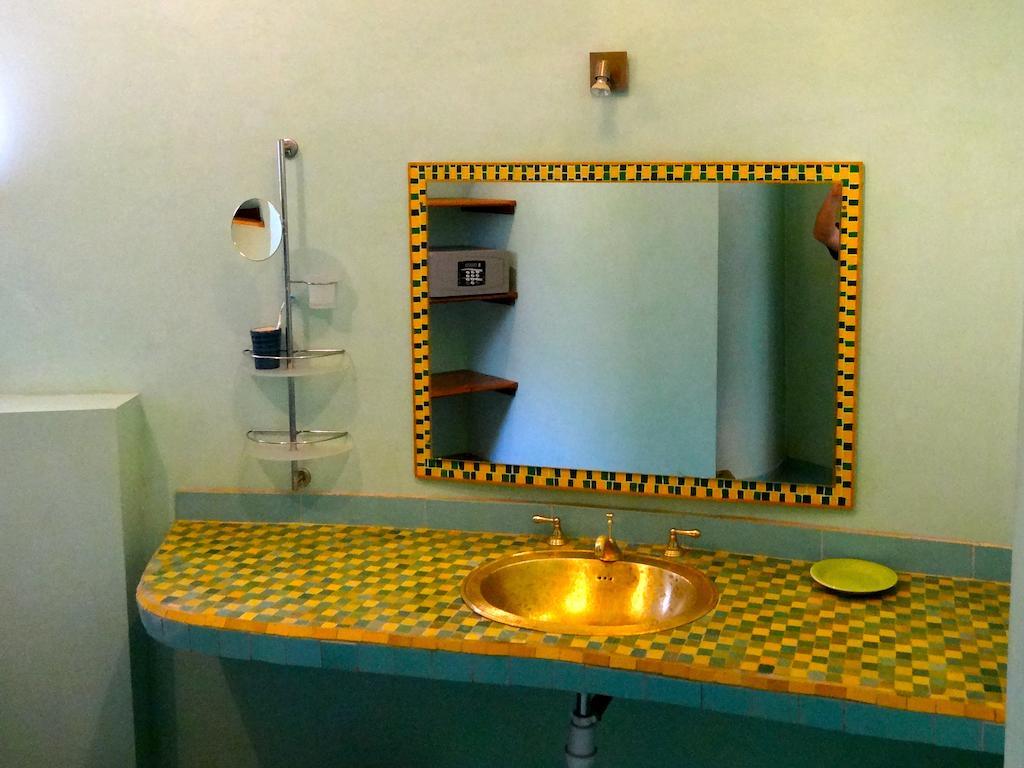 Hotel Le Clos Des Papillons Saly Portudal Room photo